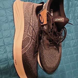 Size 15 - Men ASICS DynaBlast 4 Black White